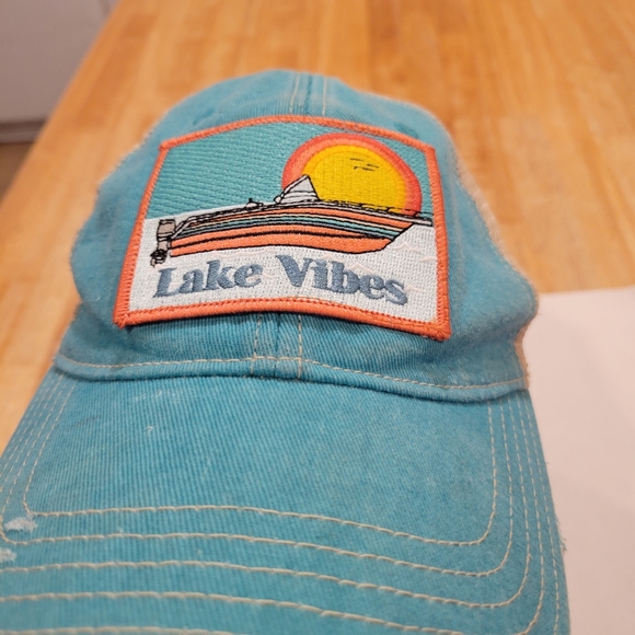 🏖EUC~ LAKE VIBES BASEBALL CAP - Picture 7 of 8